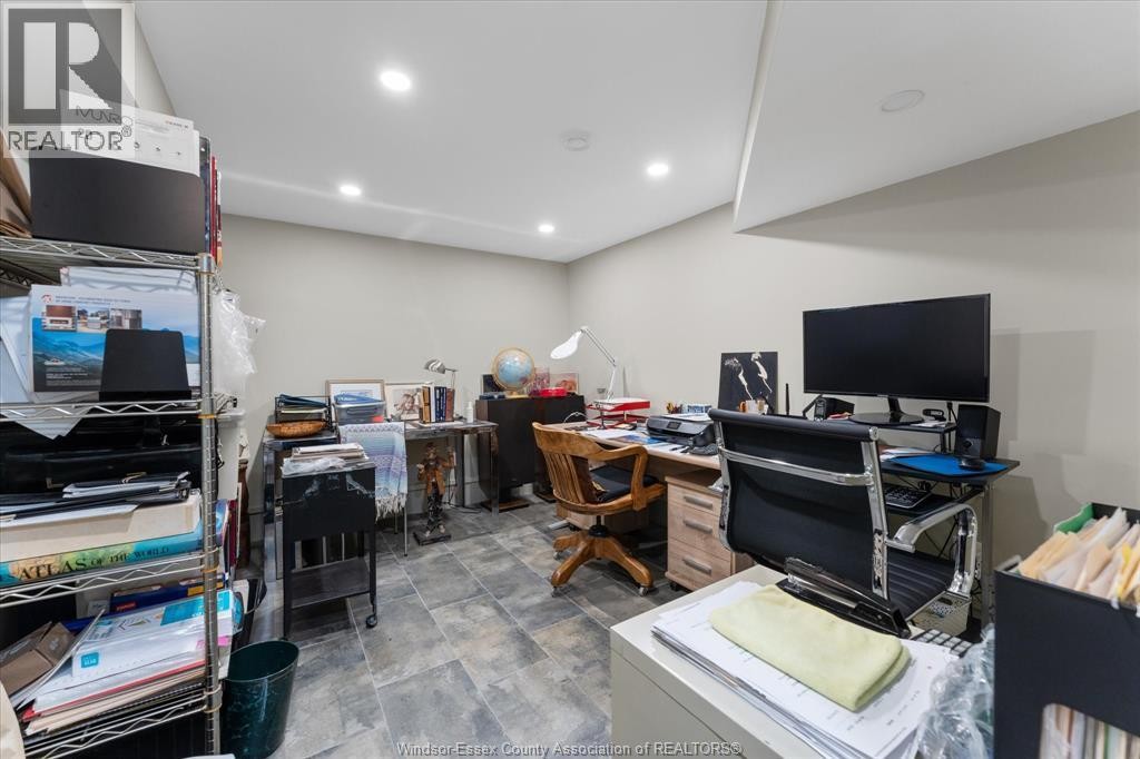 730 Champlain Drive, Windsor, ON