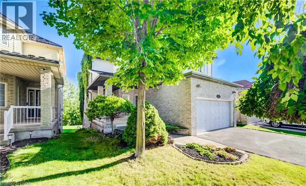 573 Robert Ferrie Drive, Kitchener, ON