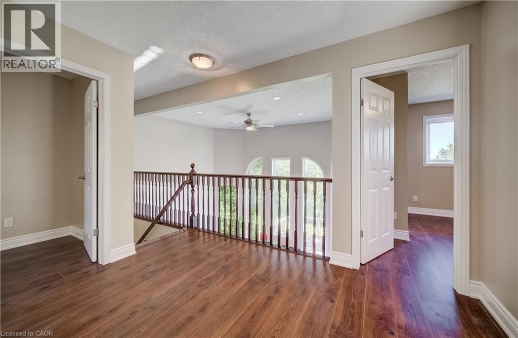 573 Robert Ferrie Drive, Kitchener, ON