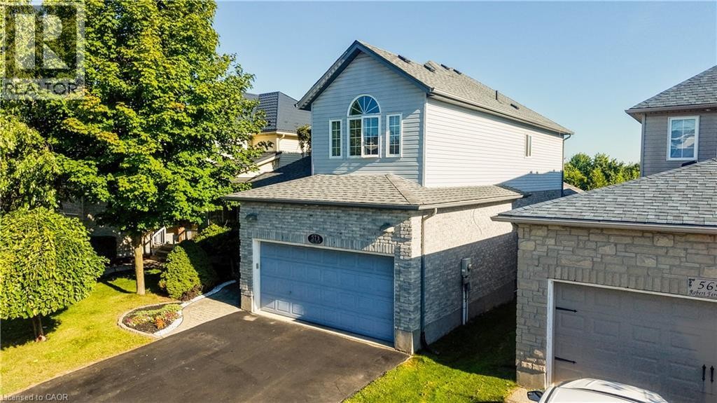 573 Robert Ferrie Drive, Kitchener, ON