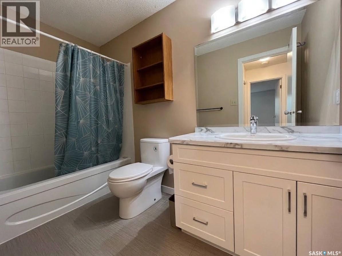 301 285 Kingsmere Boulevard, Saskatoon, SK