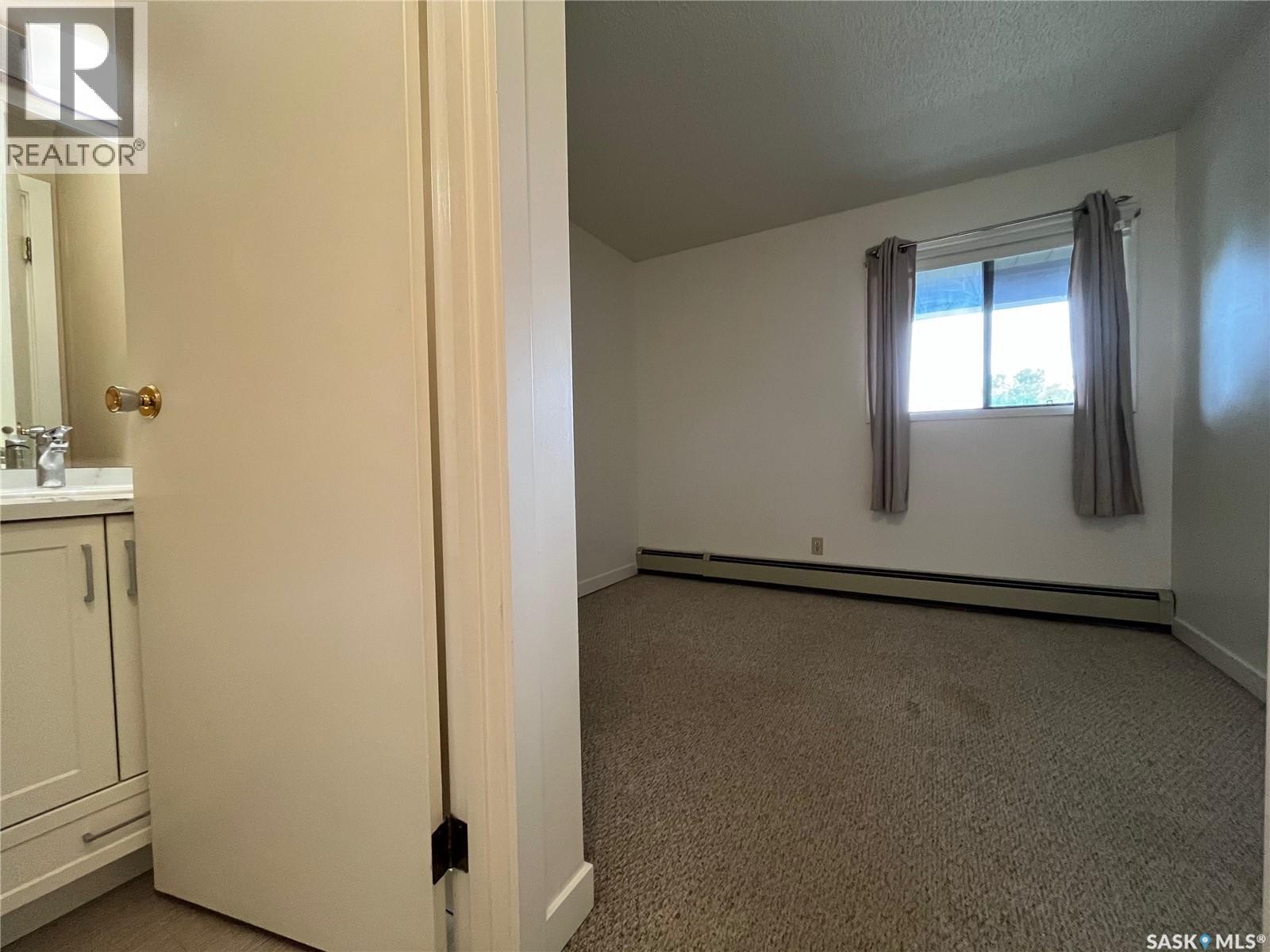 301 285 Kingsmere Boulevard, Saskatoon, SK
