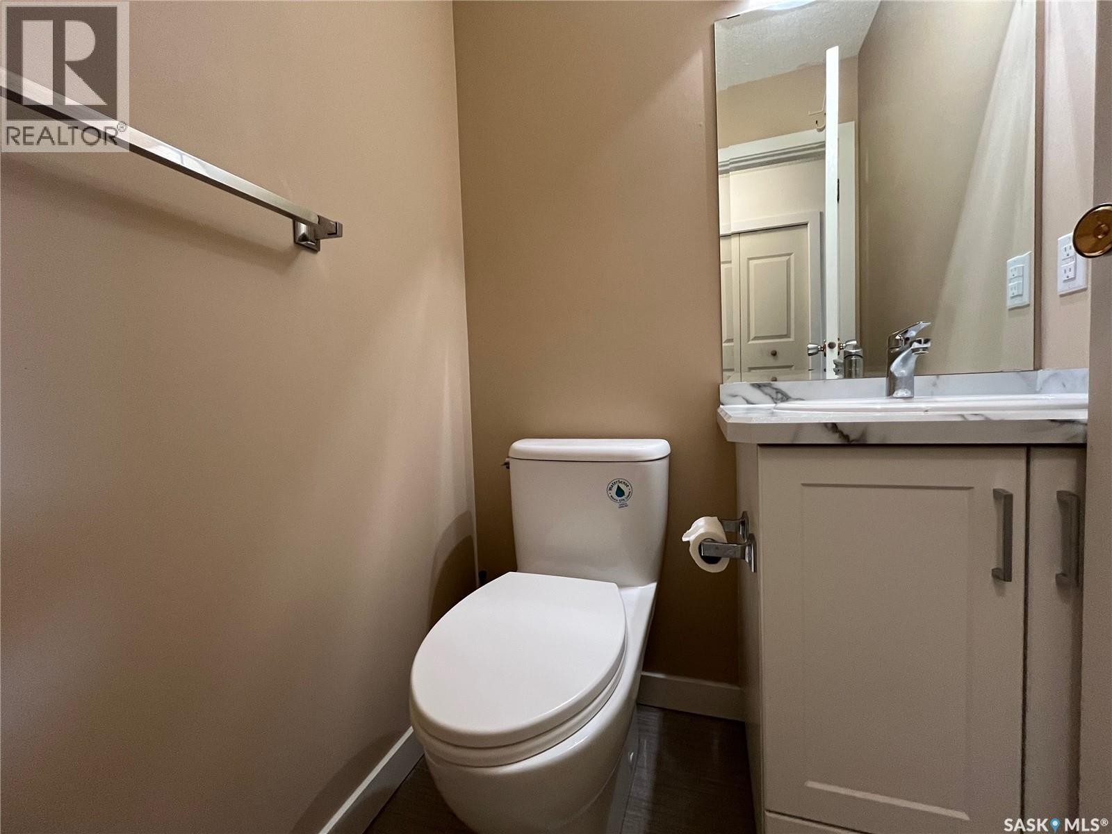 301 285 Kingsmere Boulevard, Saskatoon, SK
