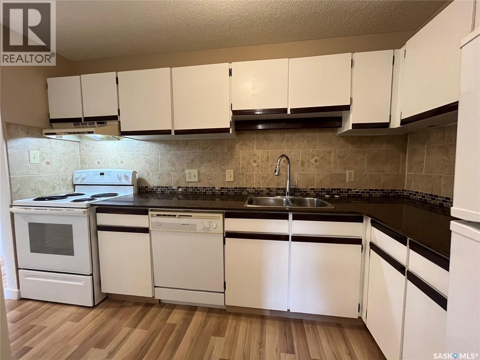 301 285 Kingsmere Boulevard, Saskatoon, SK