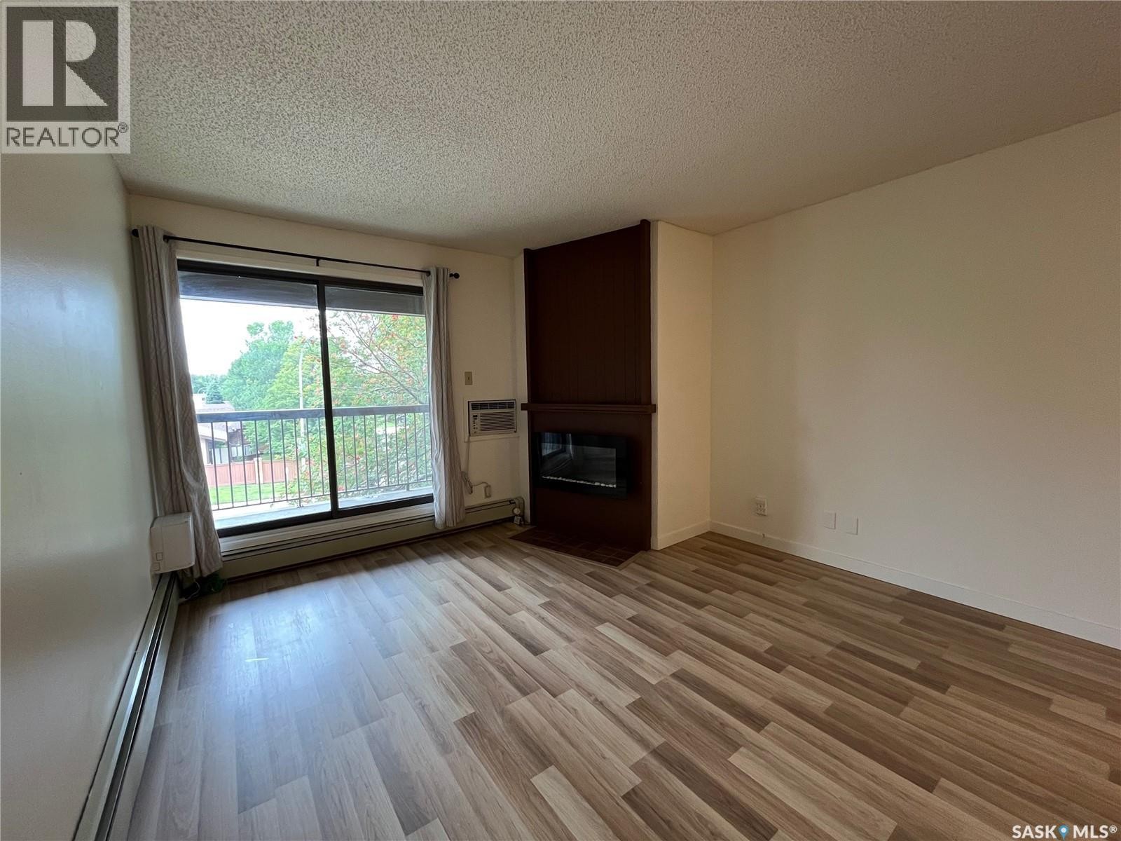 301 285 Kingsmere Boulevard, Saskatoon, SK