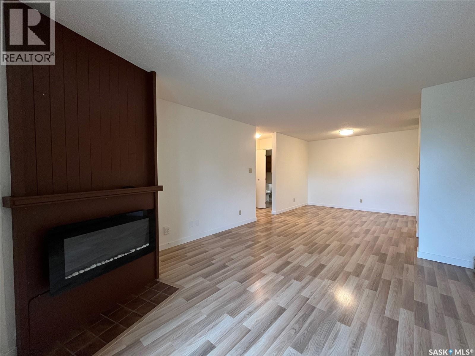301 285 Kingsmere Boulevard, Saskatoon, SK