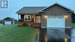 35 Orchard Lane Kippens, NL A2N 1A6