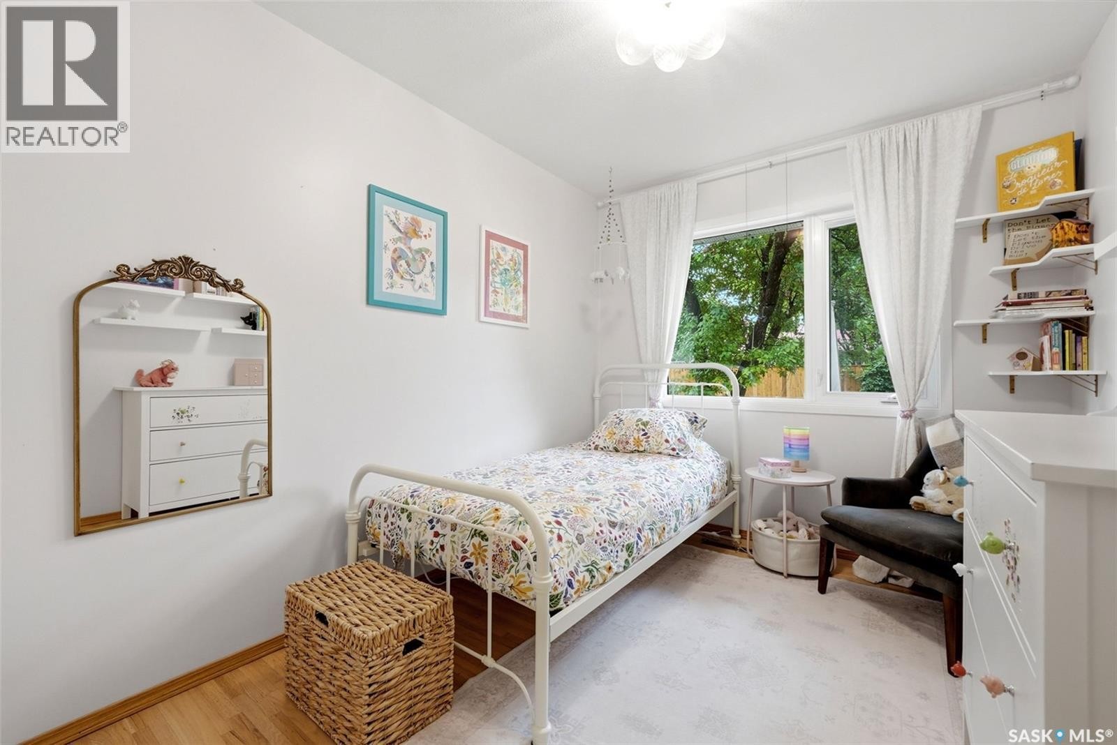 81 Dolphin Bay, Regina, SK