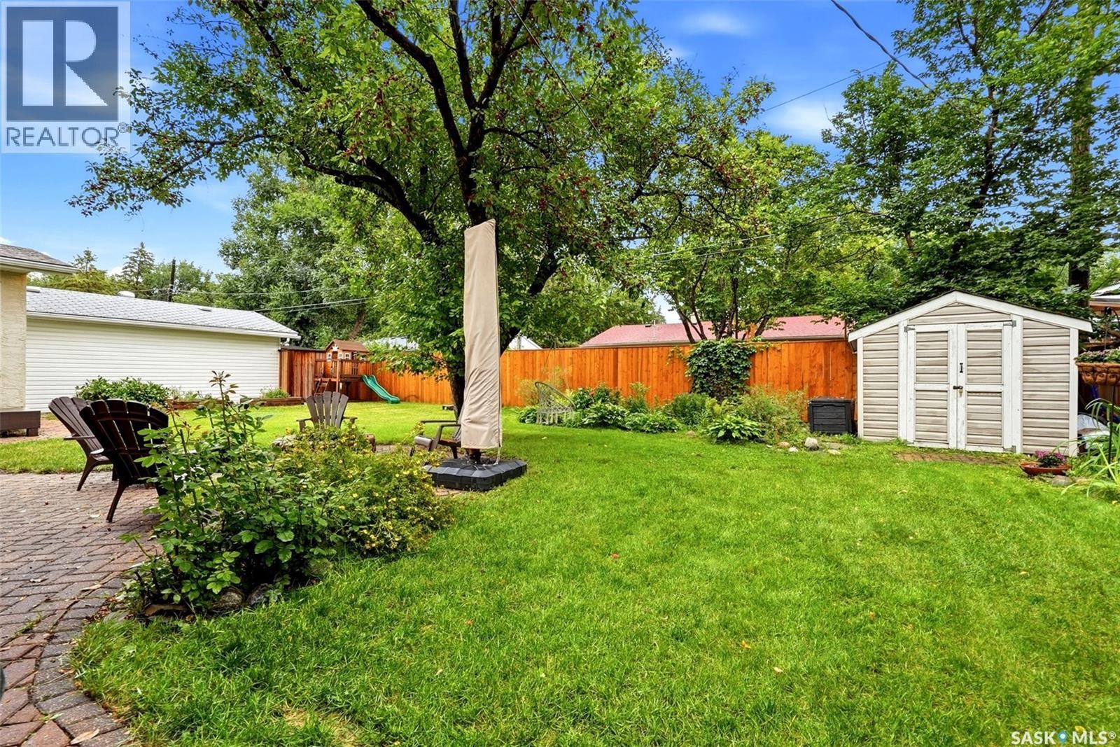 81 Dolphin Bay, Regina, SK
