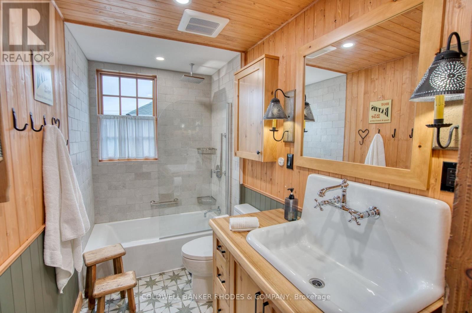 1329 Larose Avenue, Ottawa, ON