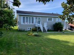 7 Bayview Road St Anthony, NL A0K 4T0