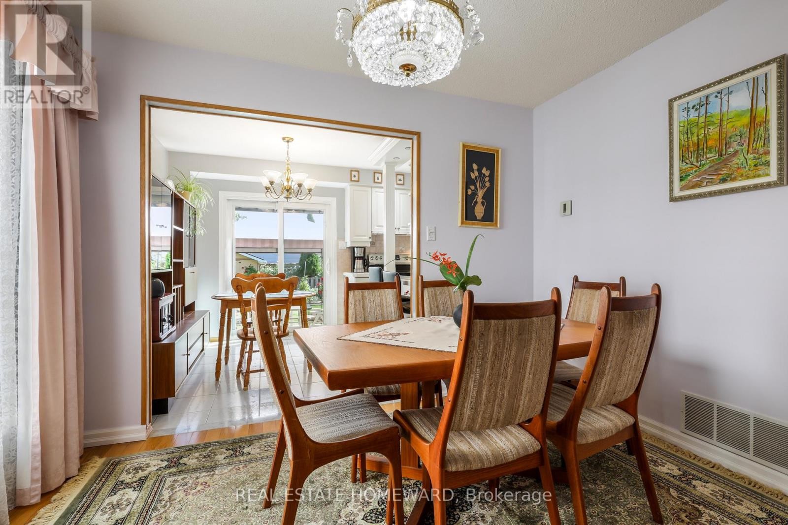 Entry to Kitchen from Dining Room - 6399 Colebrook Crescent, Mississauga, ON