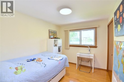Wood-finish flooring - 372 Fennell Avenue W, Hamilton, ON 