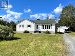 37 Grenfell Heights Grand Falls-Windsor, NL A2A 1W3