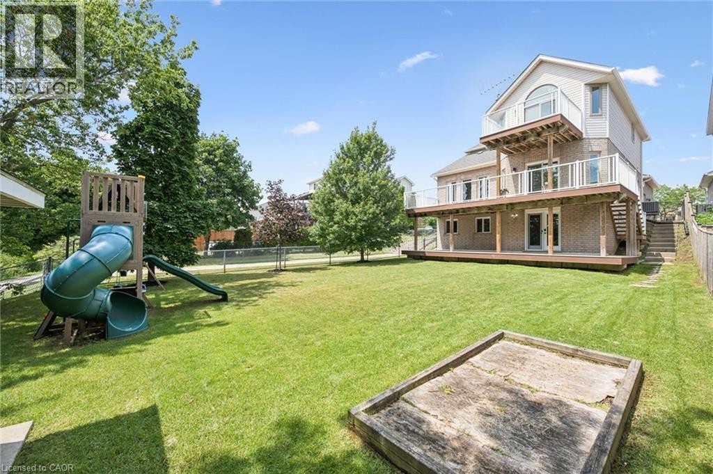 426 Hidden Creek Drive, Kitchener, ON