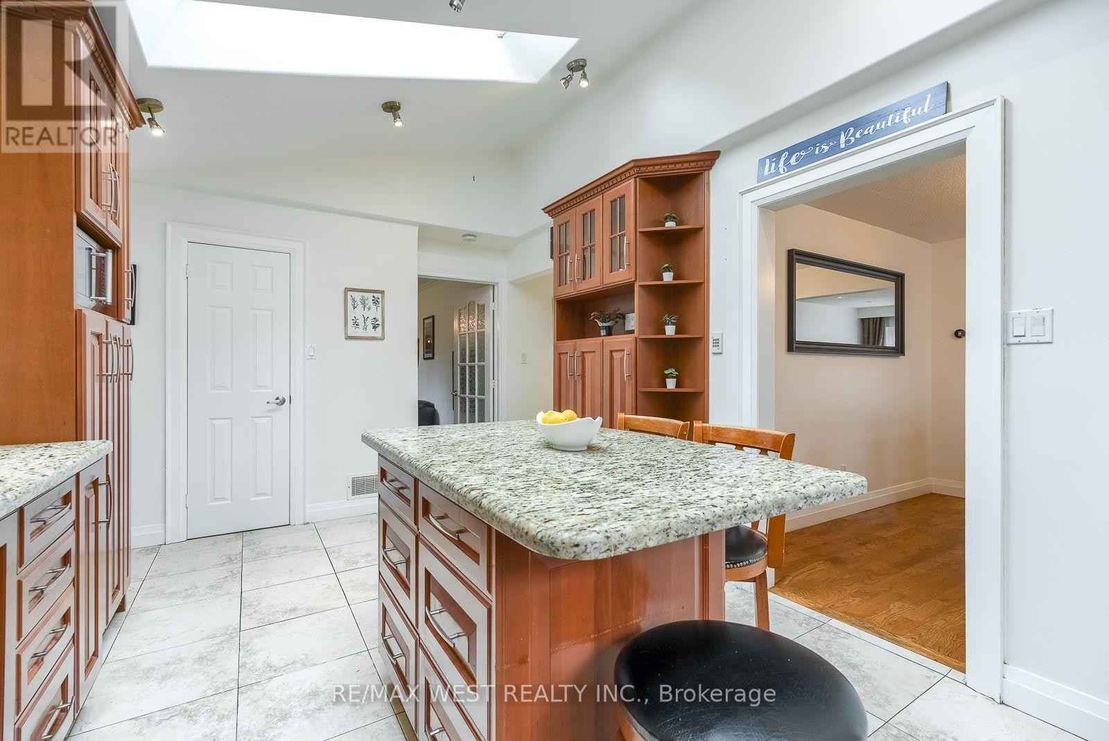 347 Karen Park Crescent, Mississauga, ON