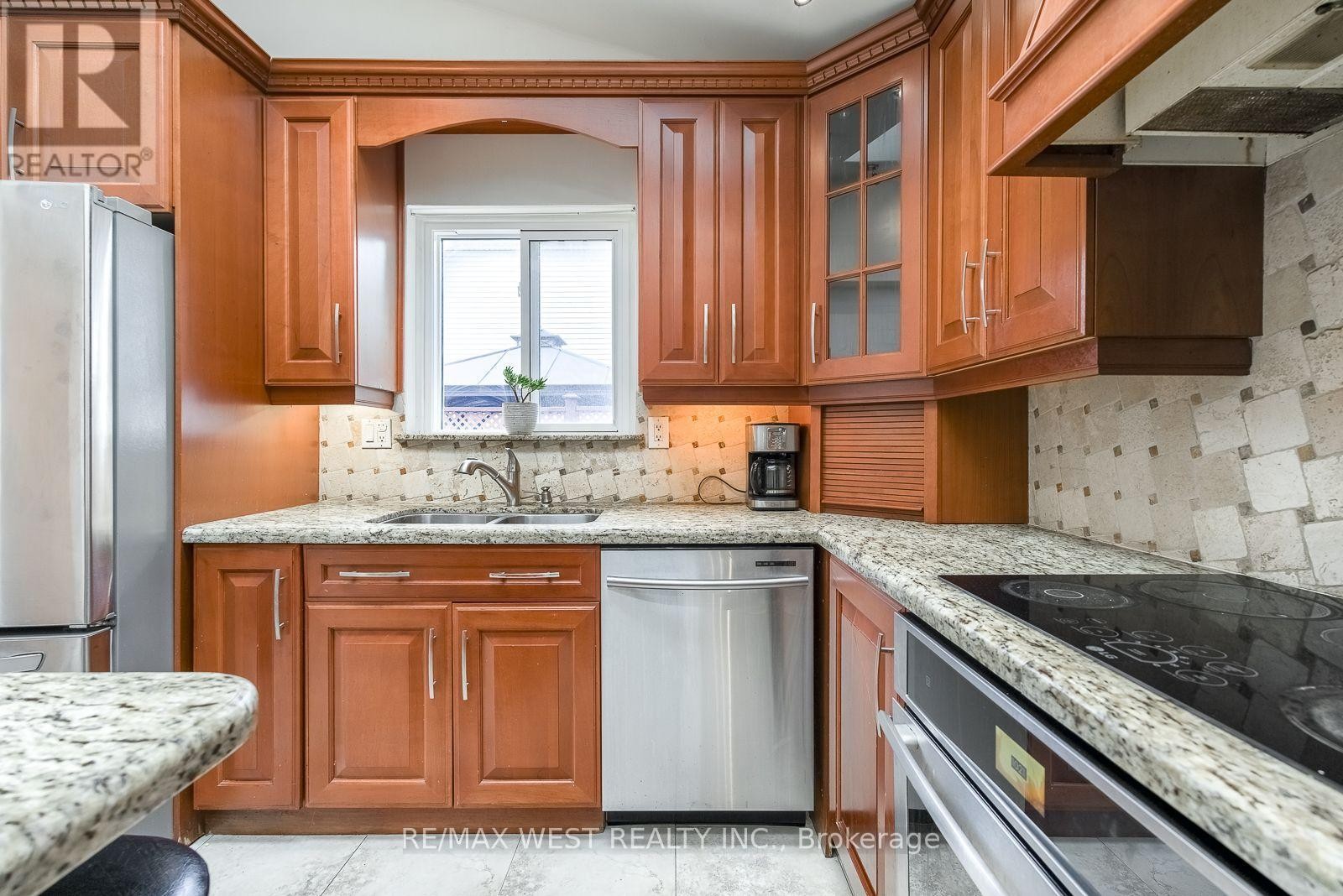 347 Karen Park Crescent, Mississauga, ON