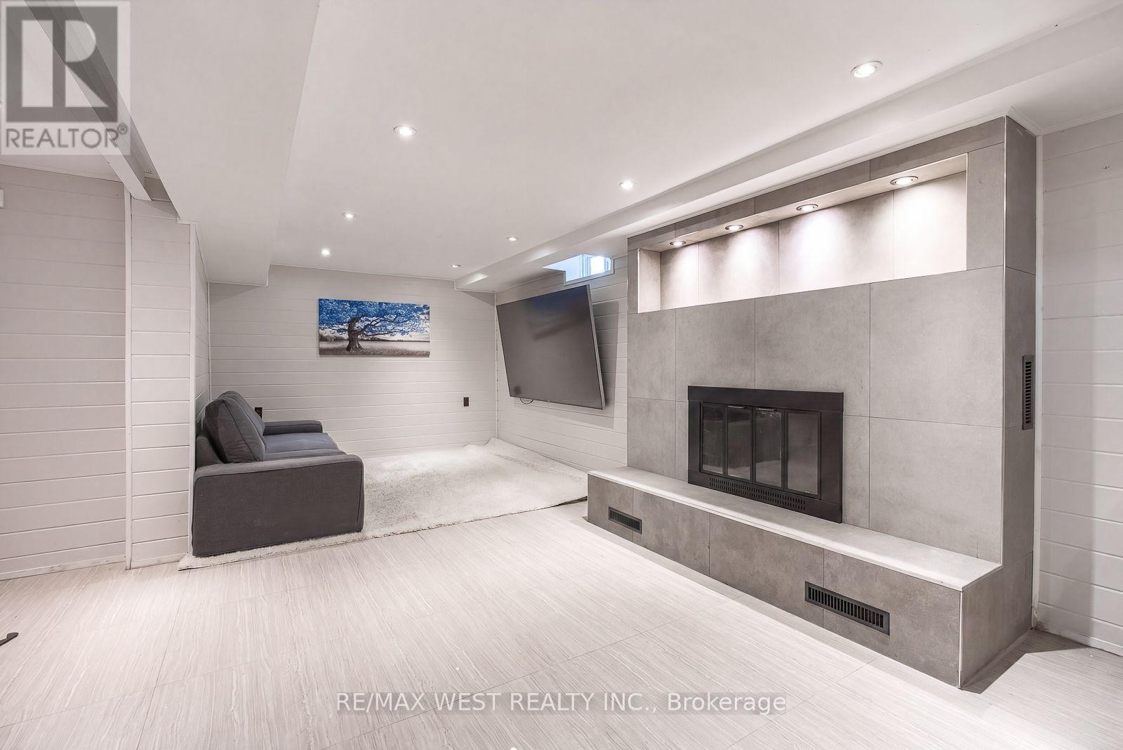 347 Karen Park Crescent, Mississauga, ON