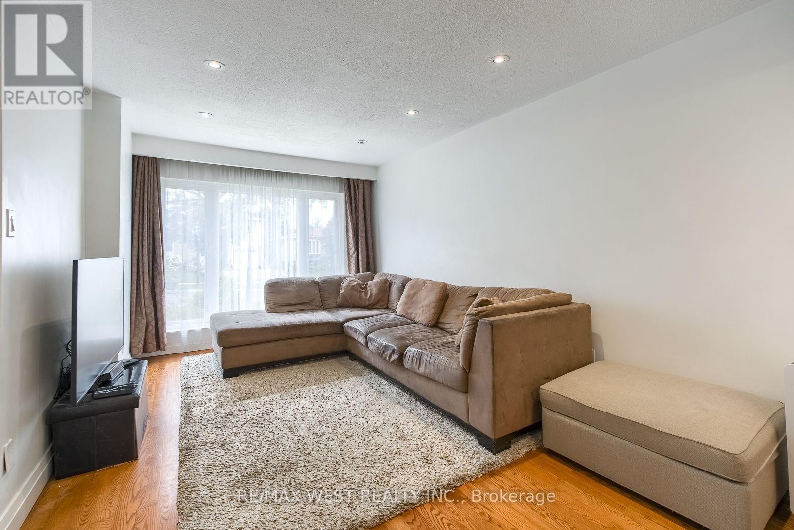 347 Karen Park Crescent, Mississauga, ON