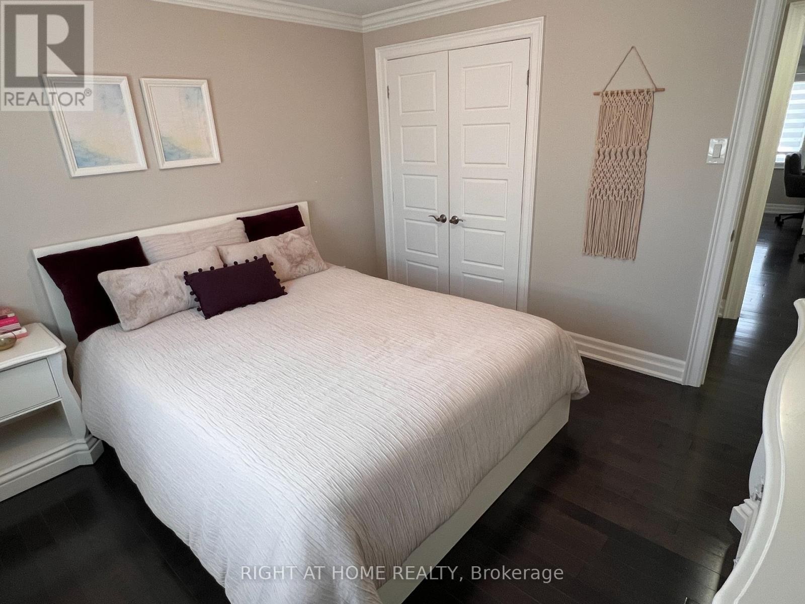 Bedroom 4 - 1916 Pagehurst Court, Mississauga, ON