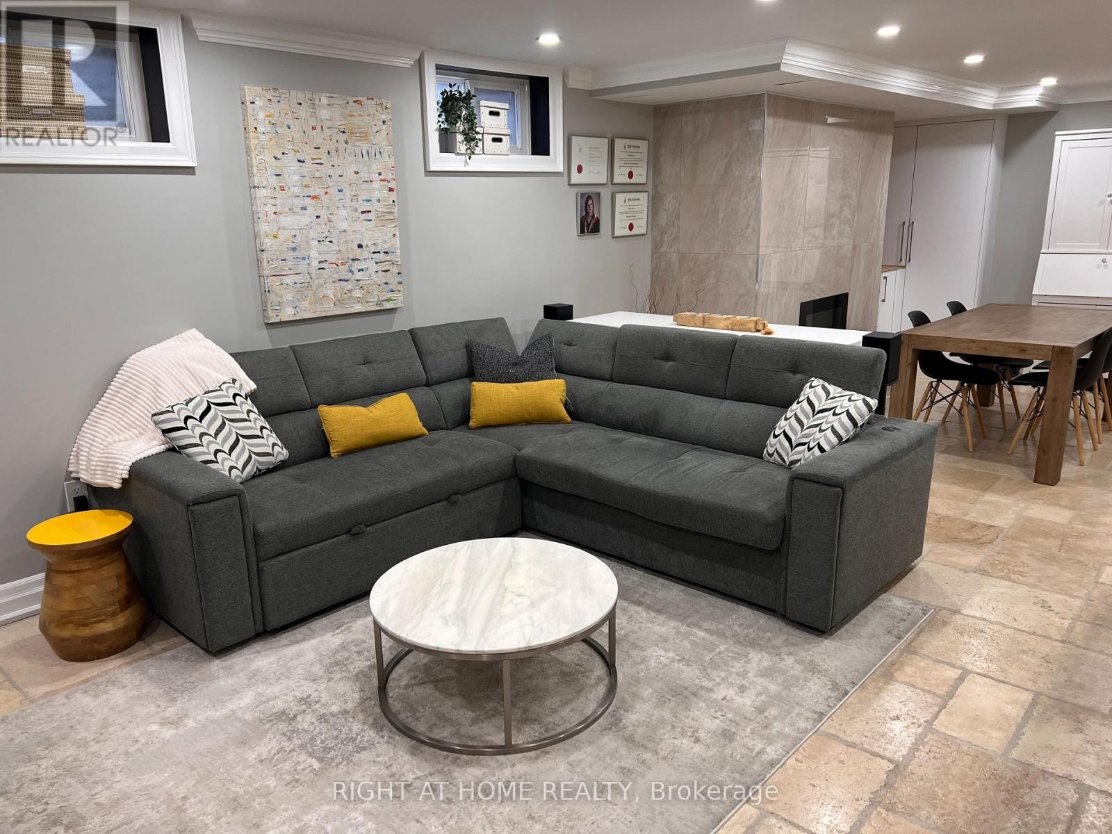 1916 Pagehurst Court, Mississauga, ON