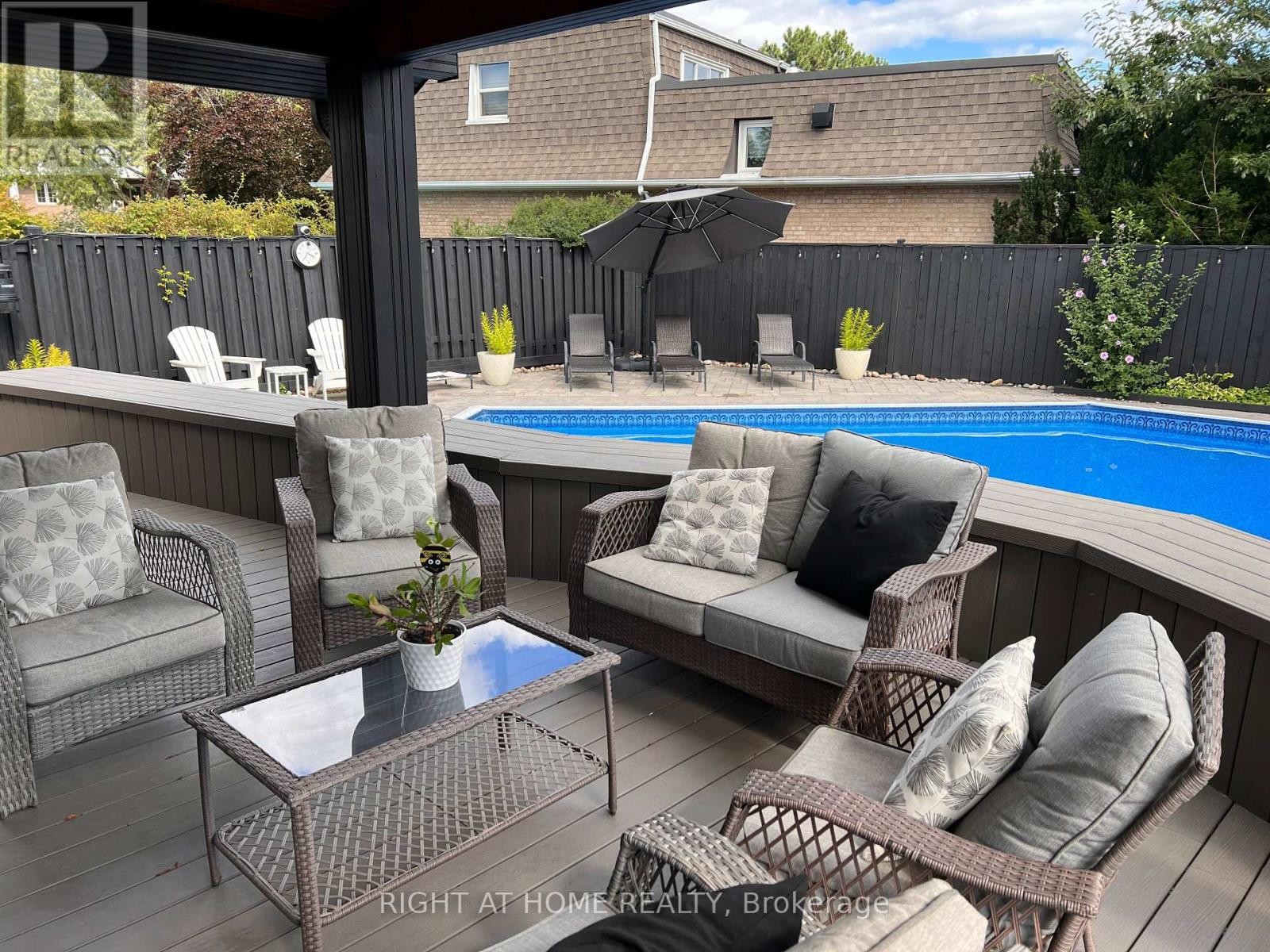 1916 Pagehurst Court, Mississauga, ON