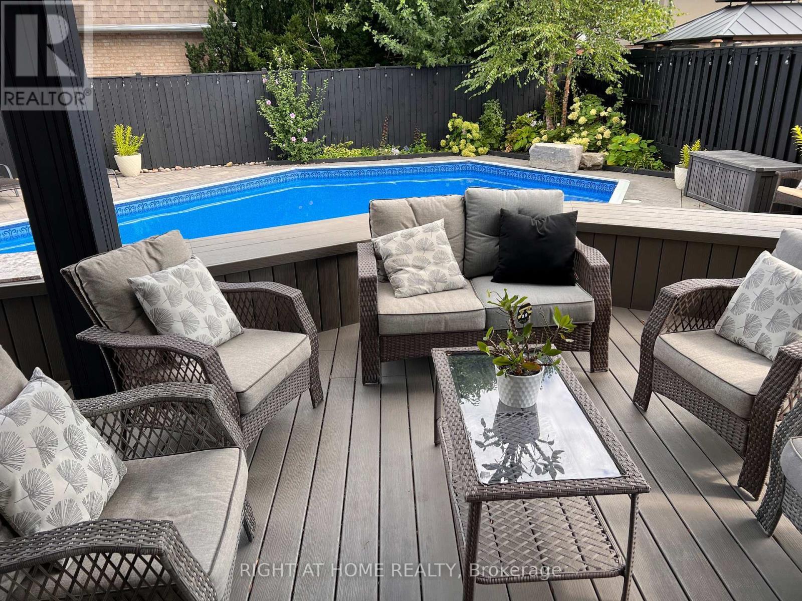 1916 Pagehurst Court, Mississauga, ON