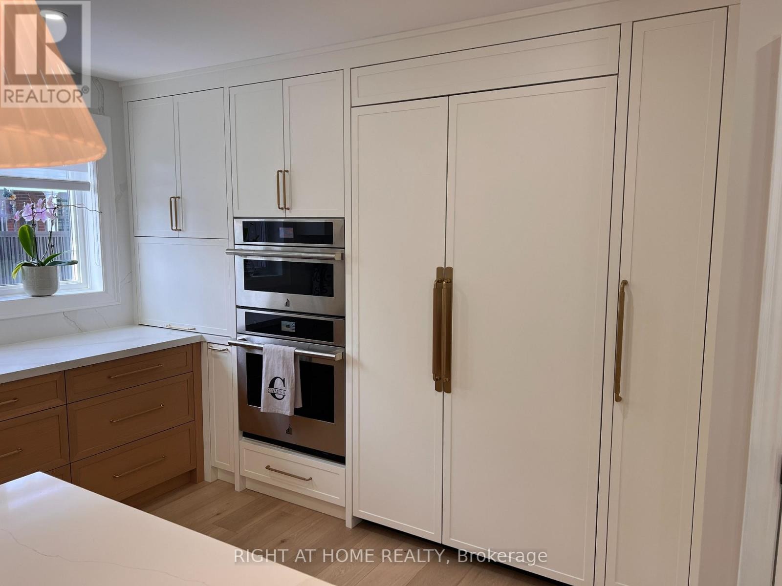 1916 Pagehurst Court, Mississauga, ON