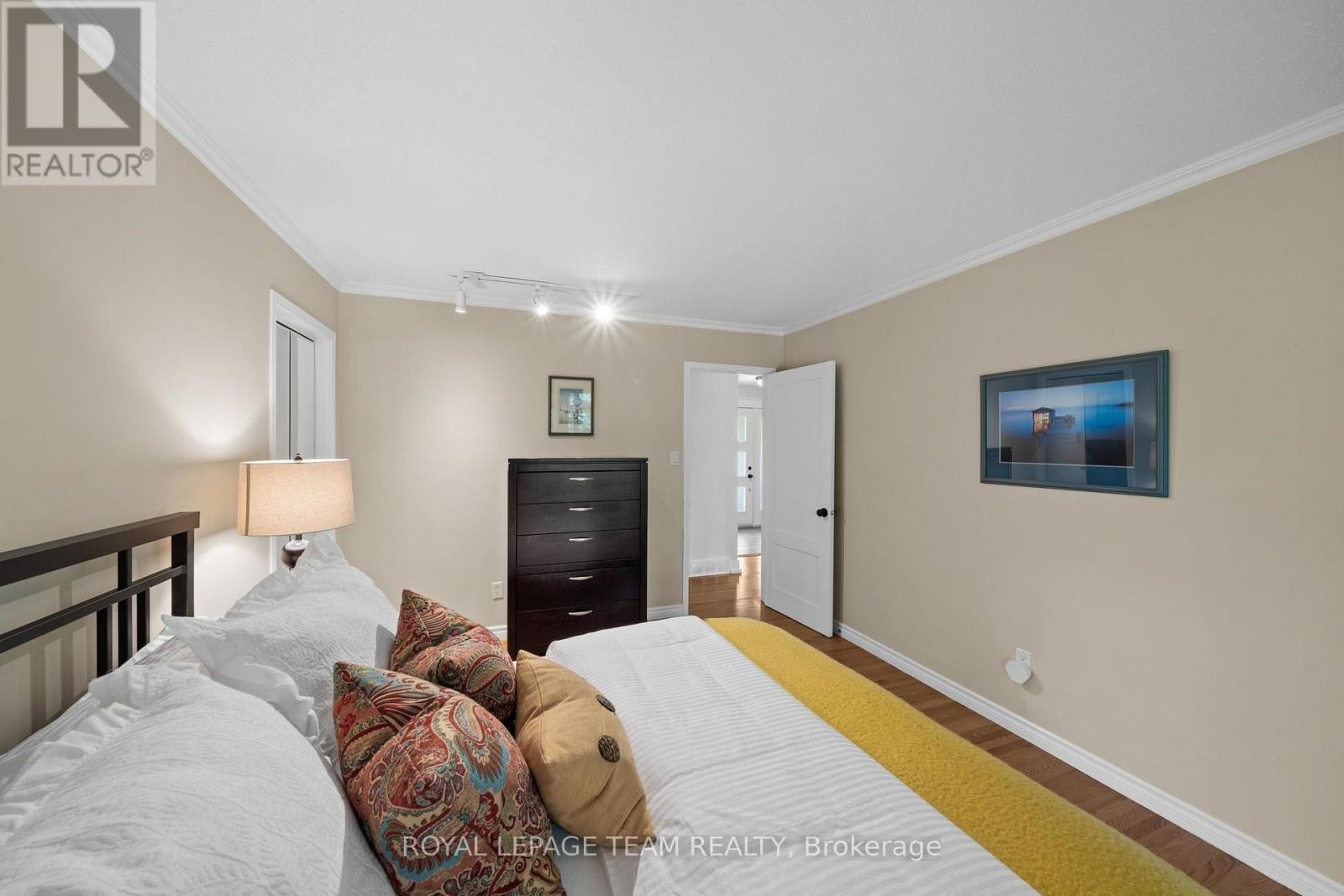 1279 Fairway Drive, Ottawa, ON