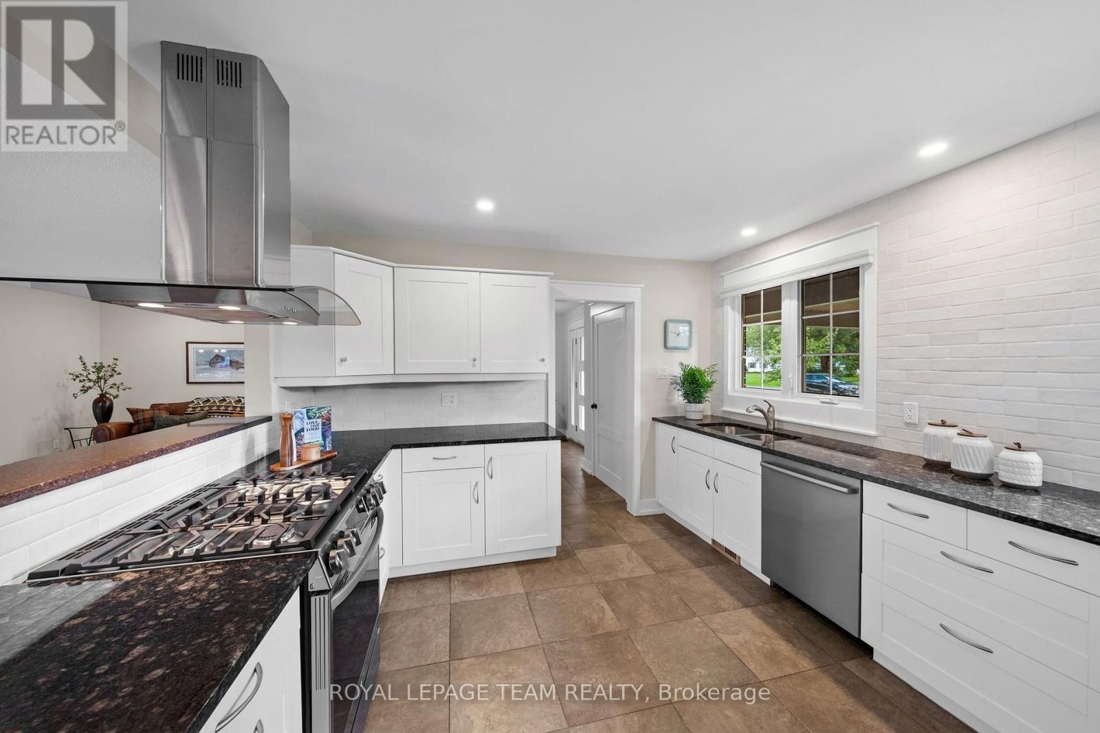 1279 Fairway Drive, Ottawa, ON