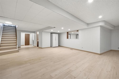 329 Moray Street, Winnipeg, MB 