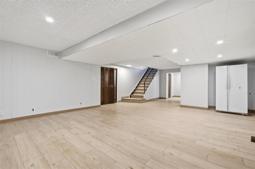 329 Moray Street, Winnipeg, MB 