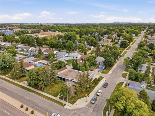 329 Moray Street, Winnipeg, MB 
