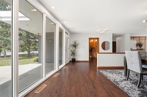 Front Entrance - 329 Moray Street, Winnipeg, MB 