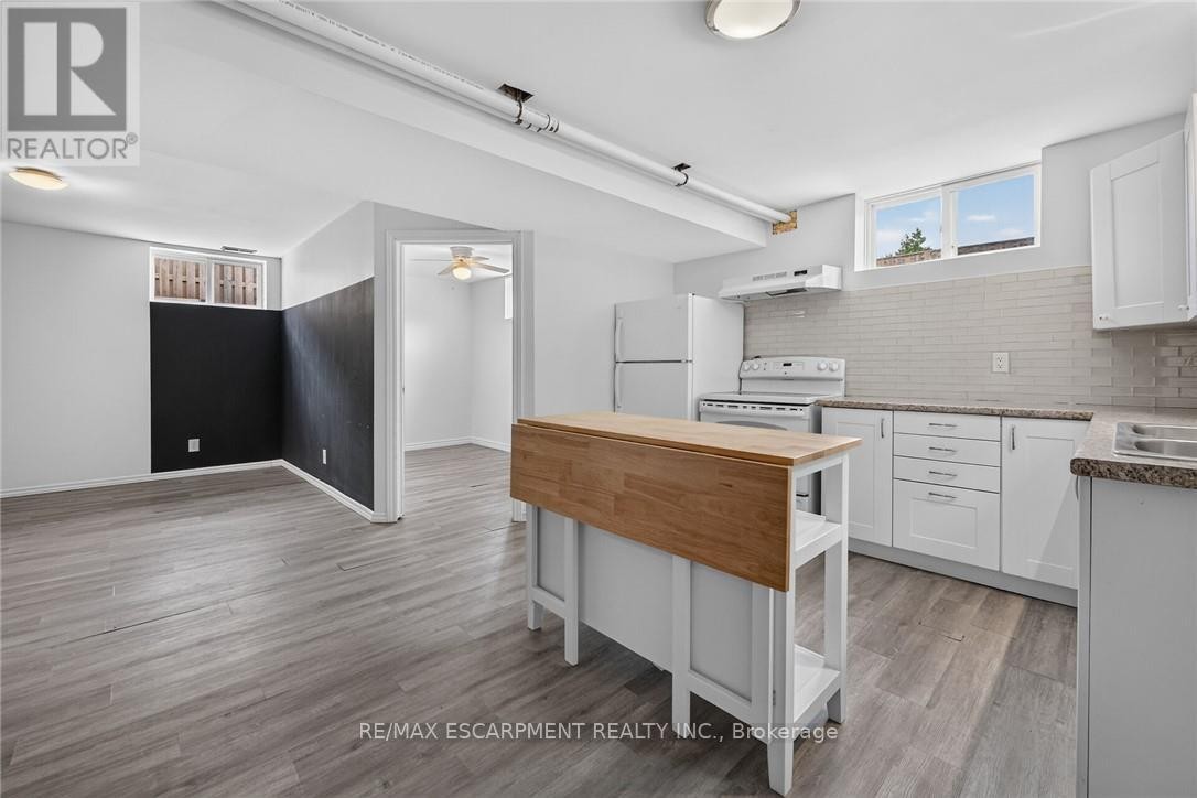 93 Nugent Drive, Hamilton, ON