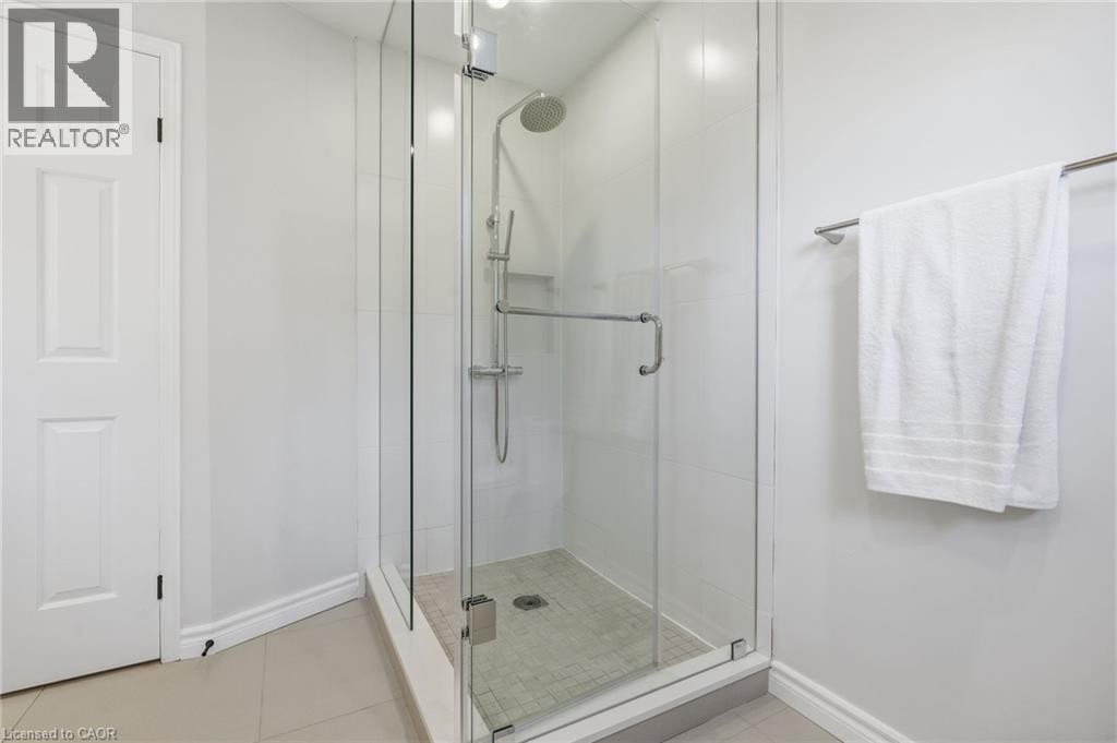 551 Deerhurst Drive, Burlington, ON