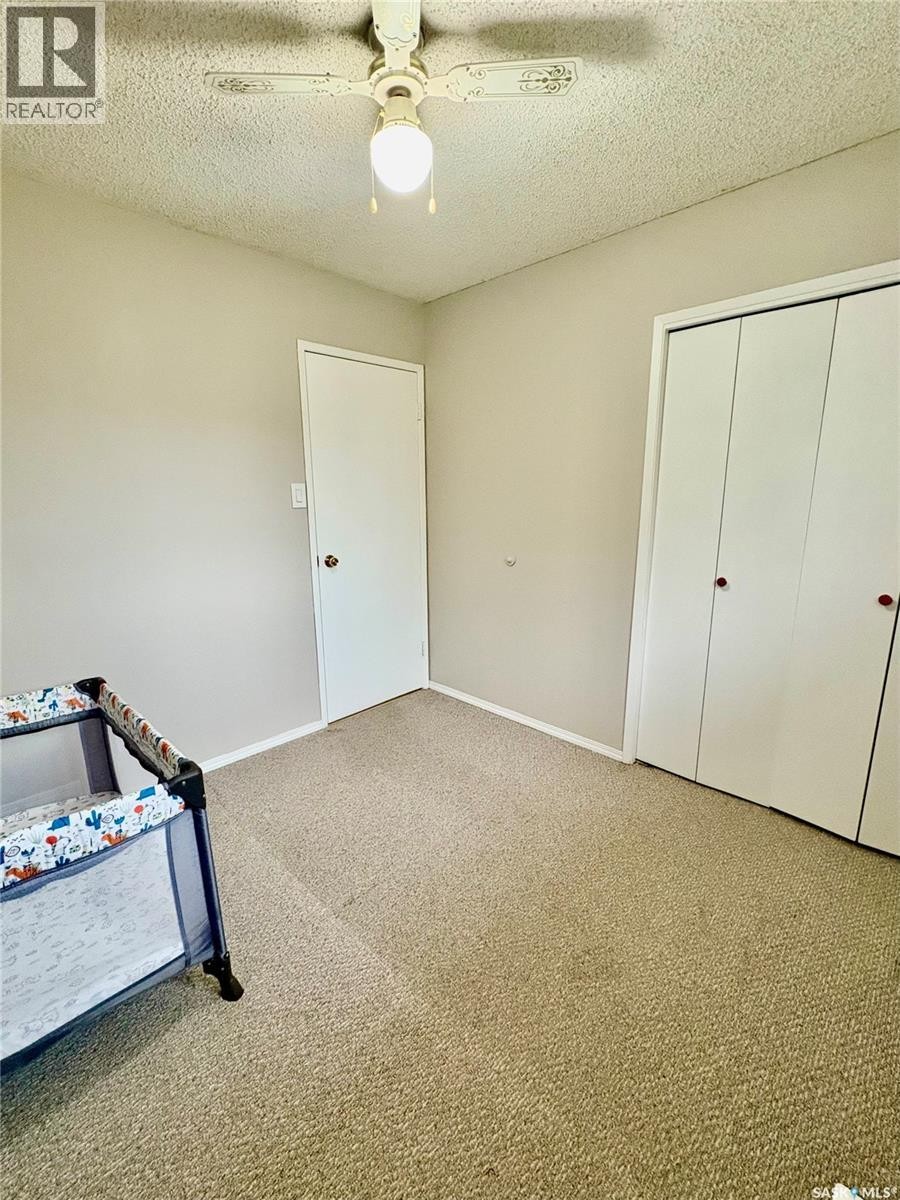 10 Mackie Crescent, Saskatoon, SK