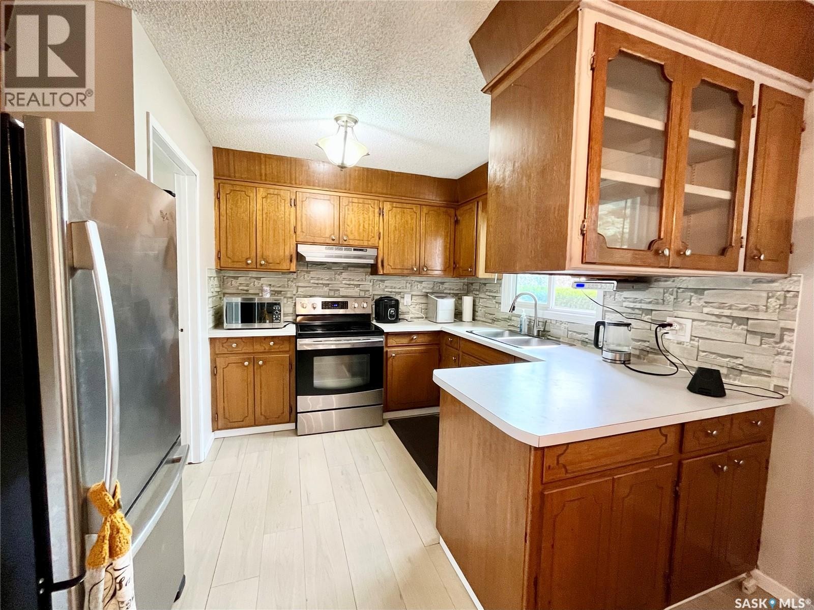 10 Mackie Crescent, Saskatoon, SK
