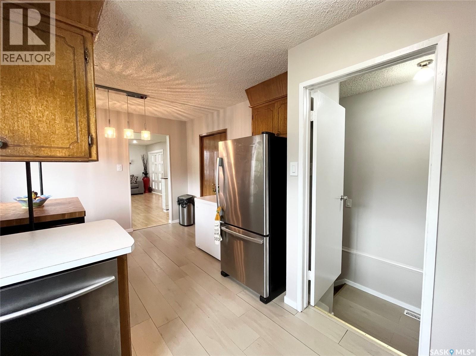 10 Mackie Crescent, Saskatoon, SK