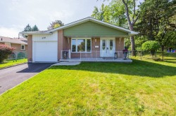 236 John Tabor Trail Toronto, ON M1B 2R4