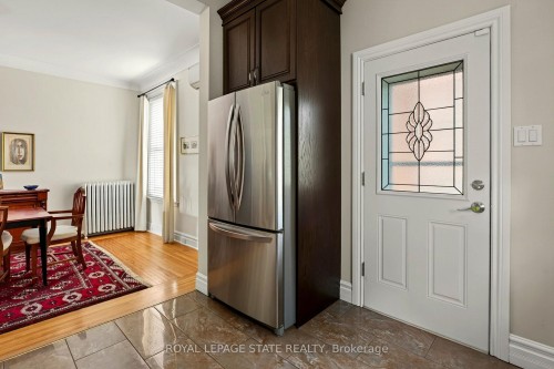 24 Fairleigh Crescent, Hamilton, ON 