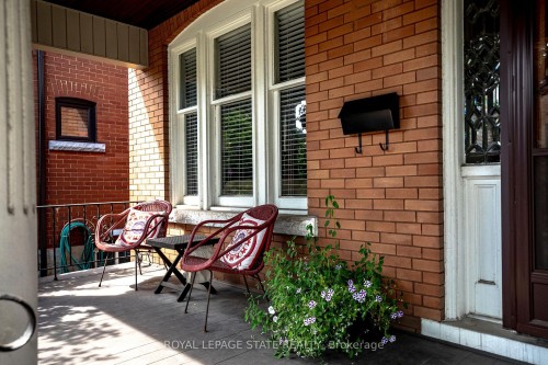 24 Fairleigh Crescent, Hamilton, ON 