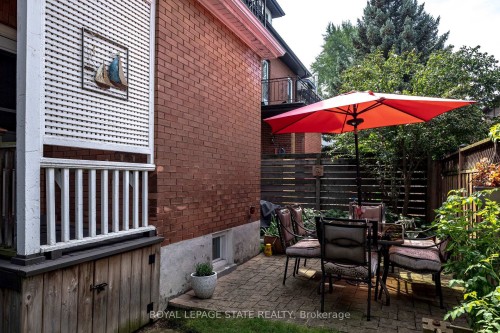 24 Fairleigh Crescent, Hamilton, ON 