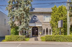 167  - 167A Boul. Ste-Rose Laval (Sainte-Rose), QC H7L 1L2