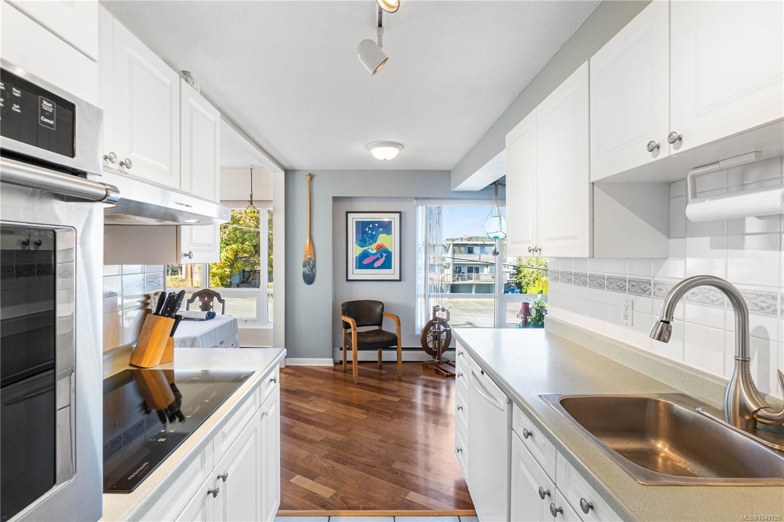 #201-375 Newcastle Ave, Nanaimo, BC