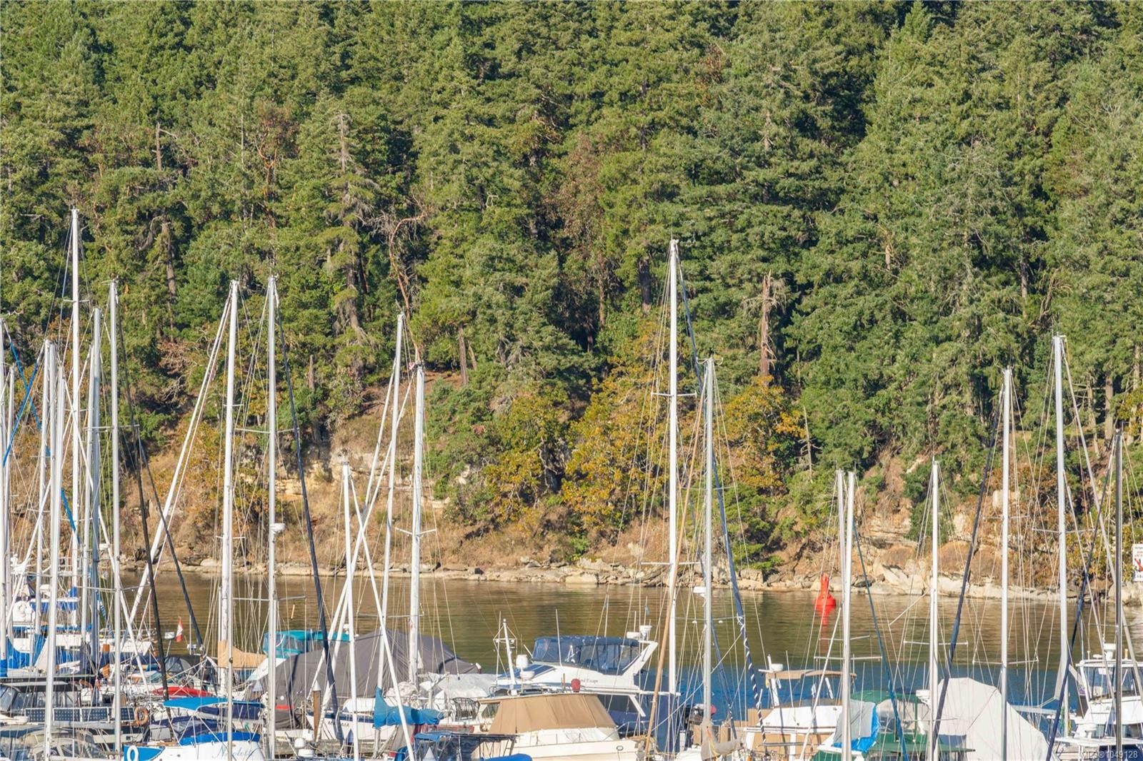 #201-375 Newcastle Ave, Nanaimo, BC