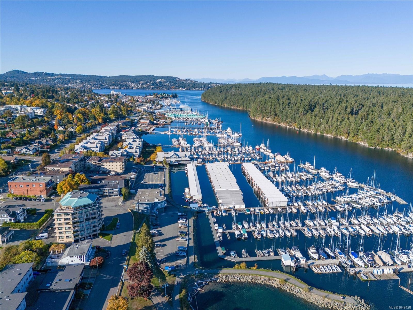 #201-375 Newcastle Ave, Nanaimo, BC