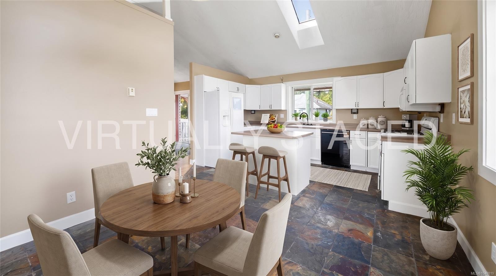 9815 Cedar St, Chemainus, BC