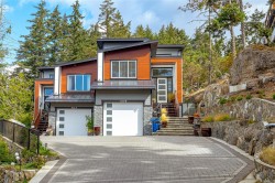 B-820 Sewell Close Colwood, BC V9C 0B9