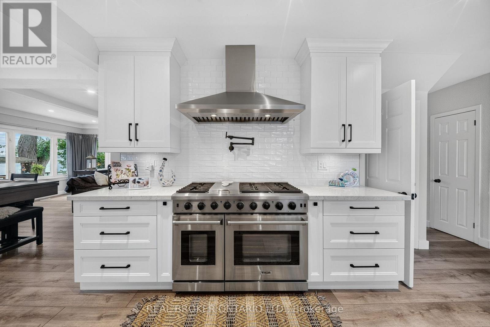 413 Indian Road, Burlington, ON